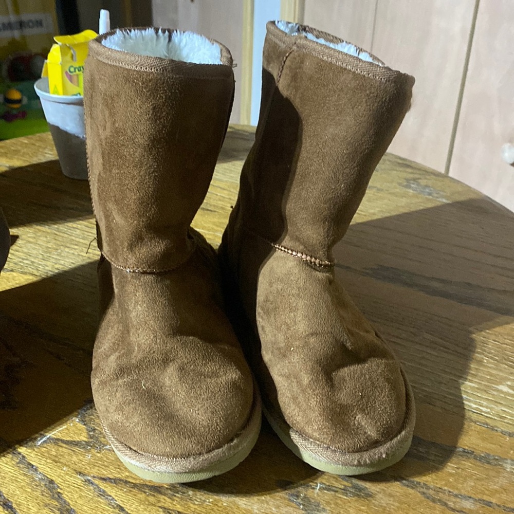 Dawgs boots great condition